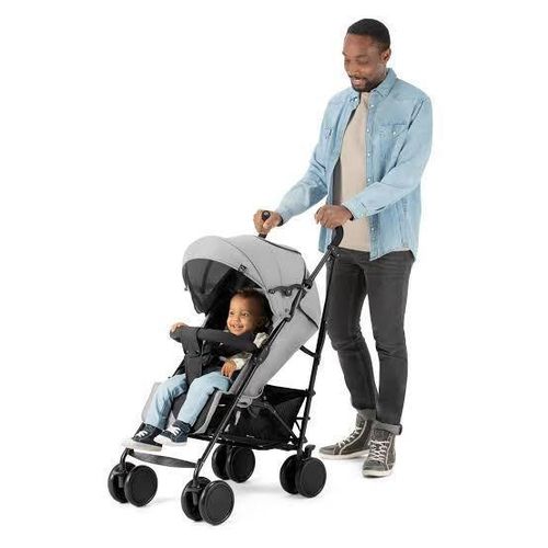 Foldable baby stroller