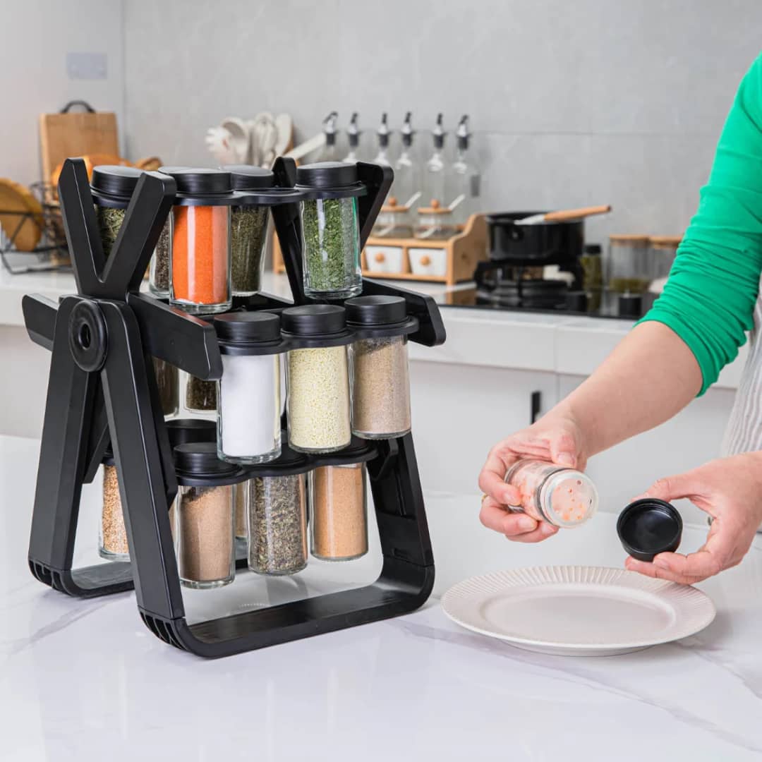 Ferris wheel-style countertop spice rack organizer
