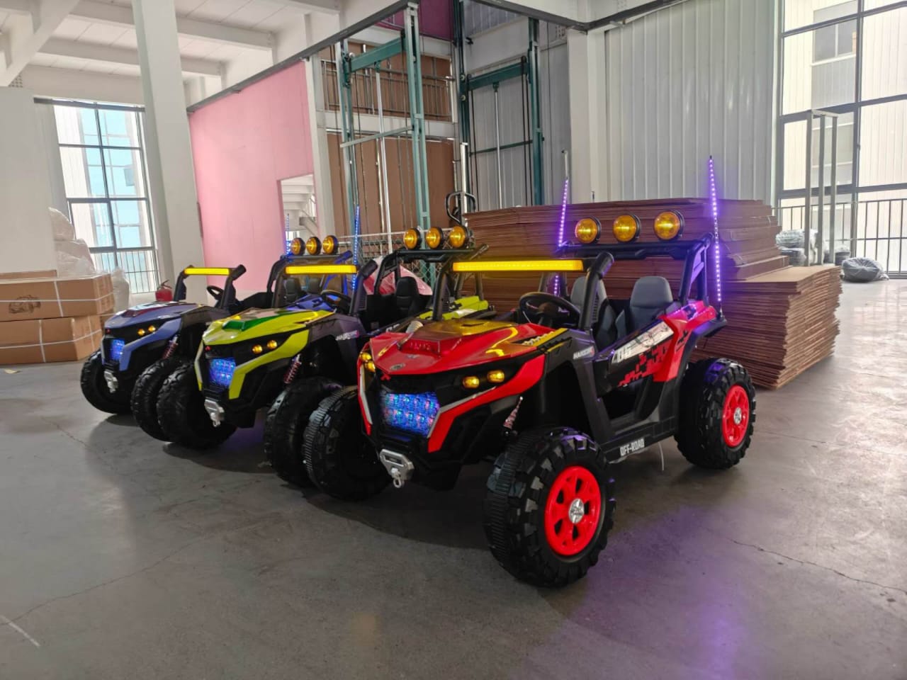 electric ride-on UTV toy car (1 to 12 years)