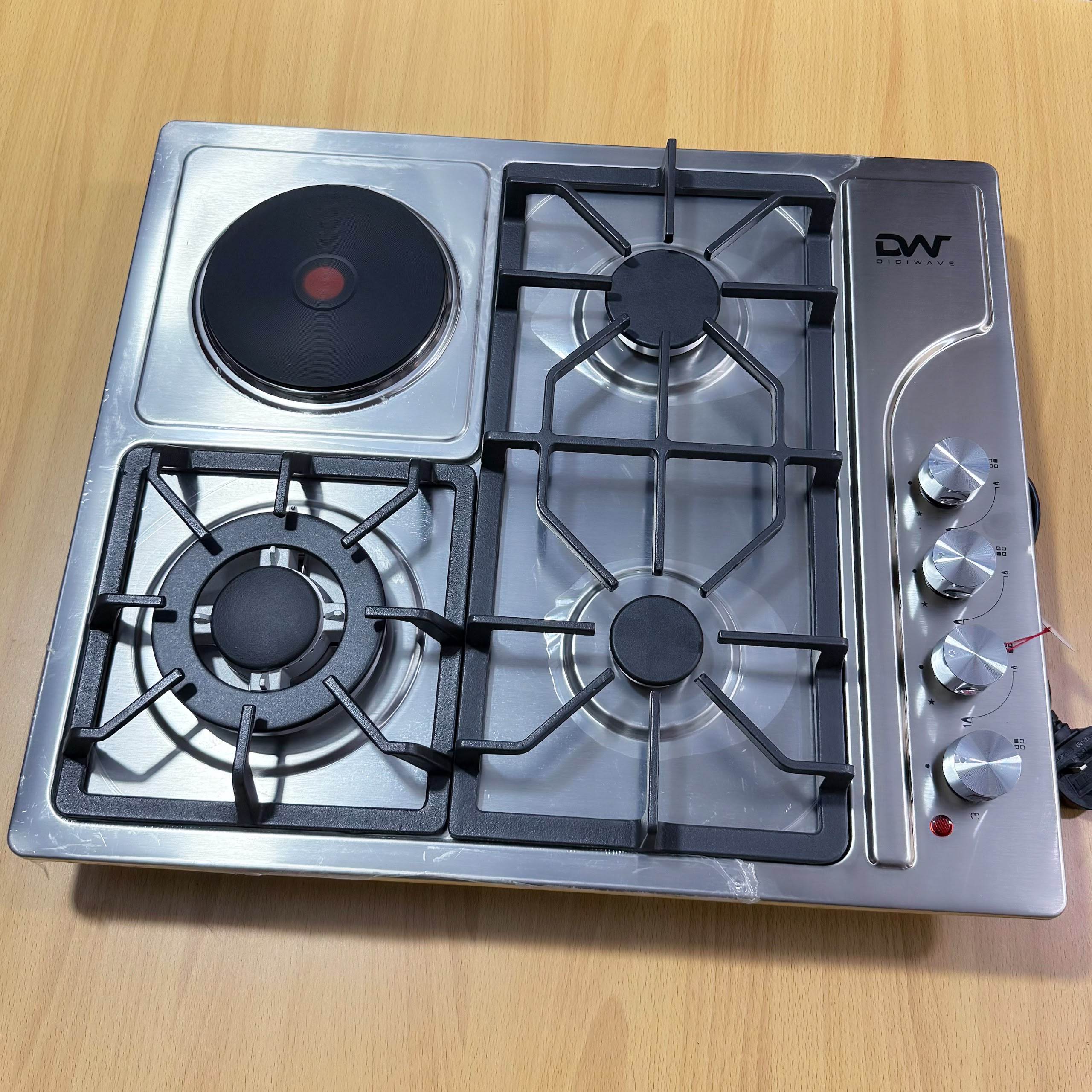 Digiwave 60cm Built-In Gas and Electric Hob (3 gas burners and 1 electric hot plate)