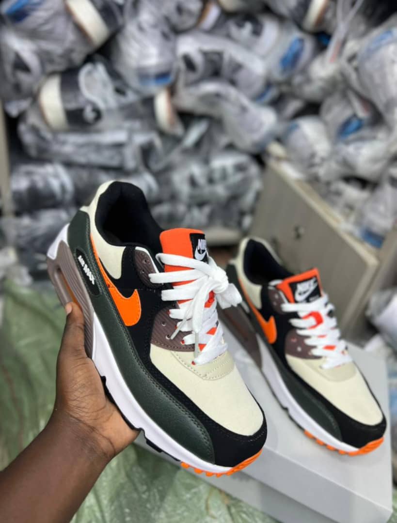 Nike Air Max 90 sneakers