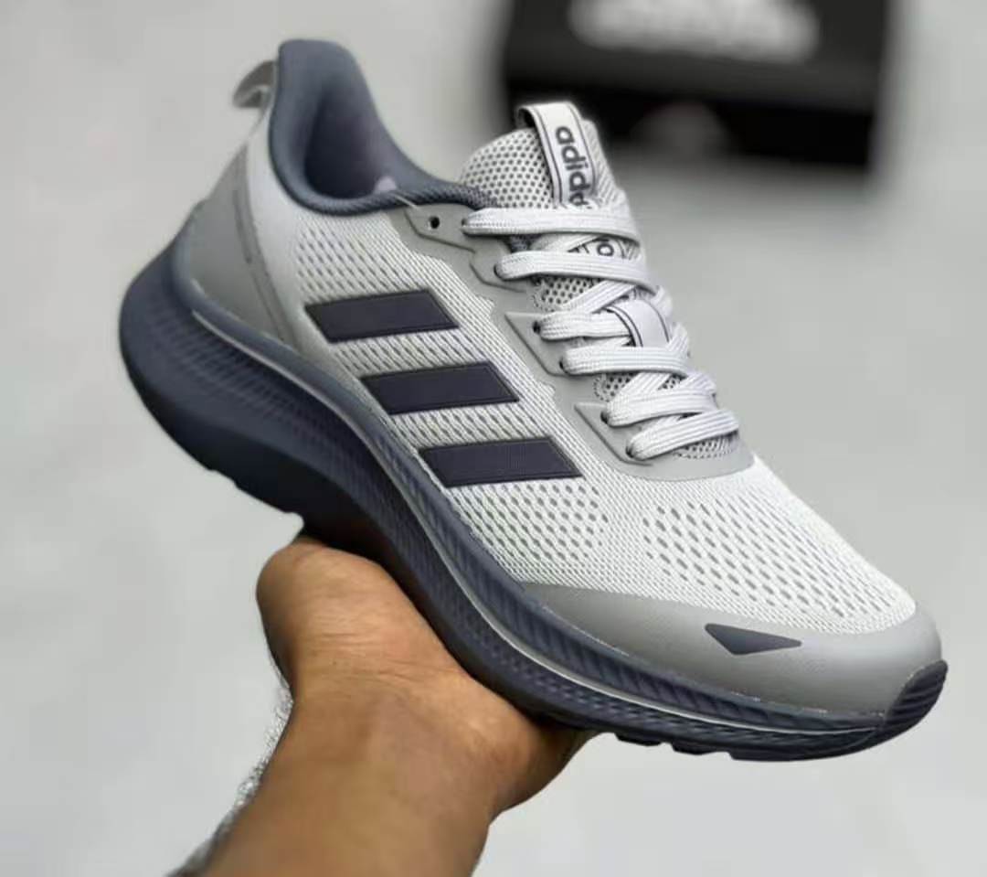 Adidas Light Motion running sneaker