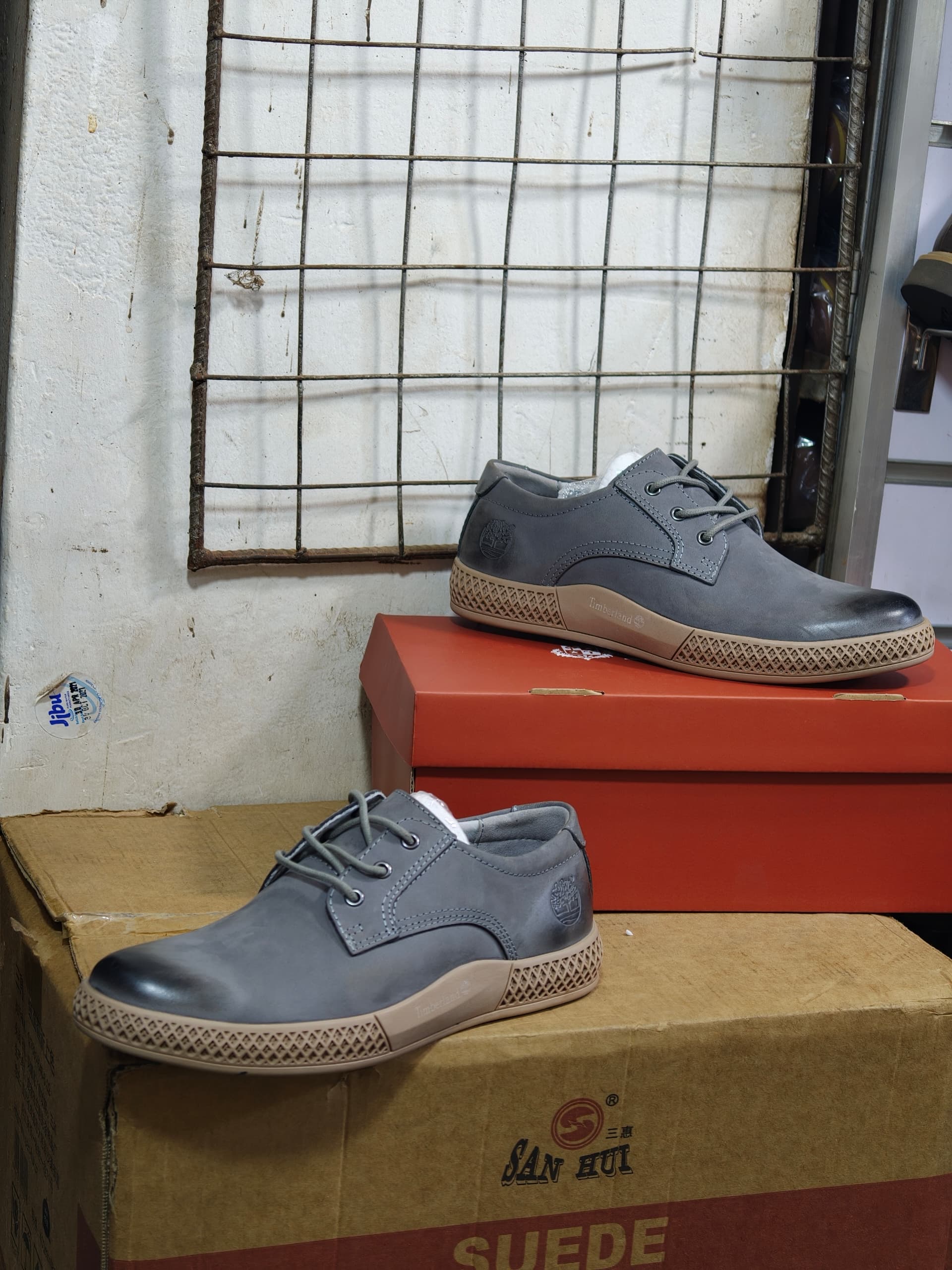 Grey casual lace-up shoes