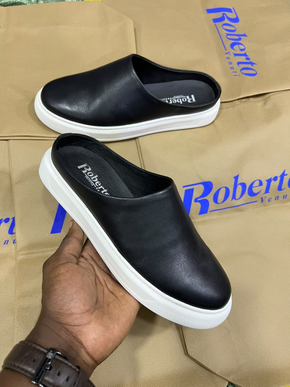 Roberto Venuti leather slip-on mule sandles