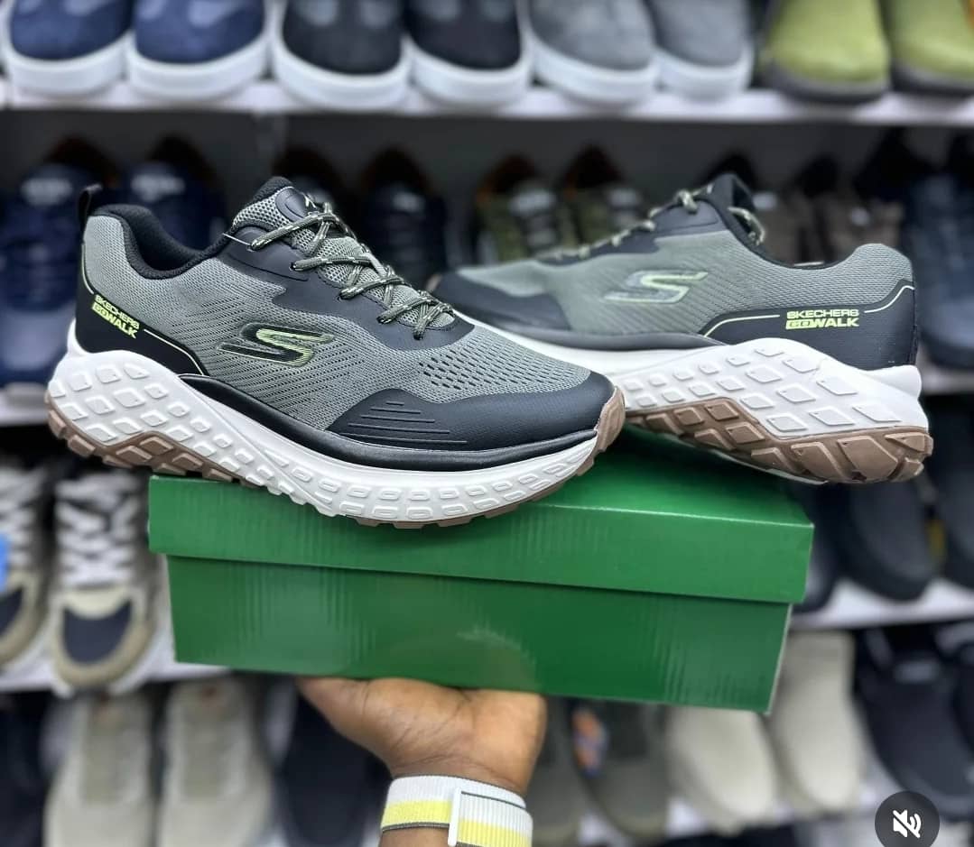 Skechers Go Walk