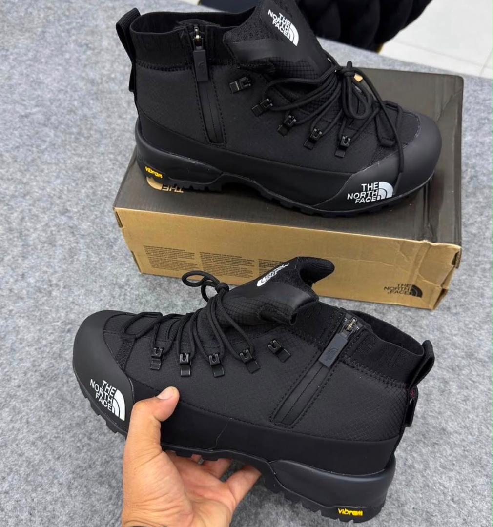 North Face jungle Zip boots