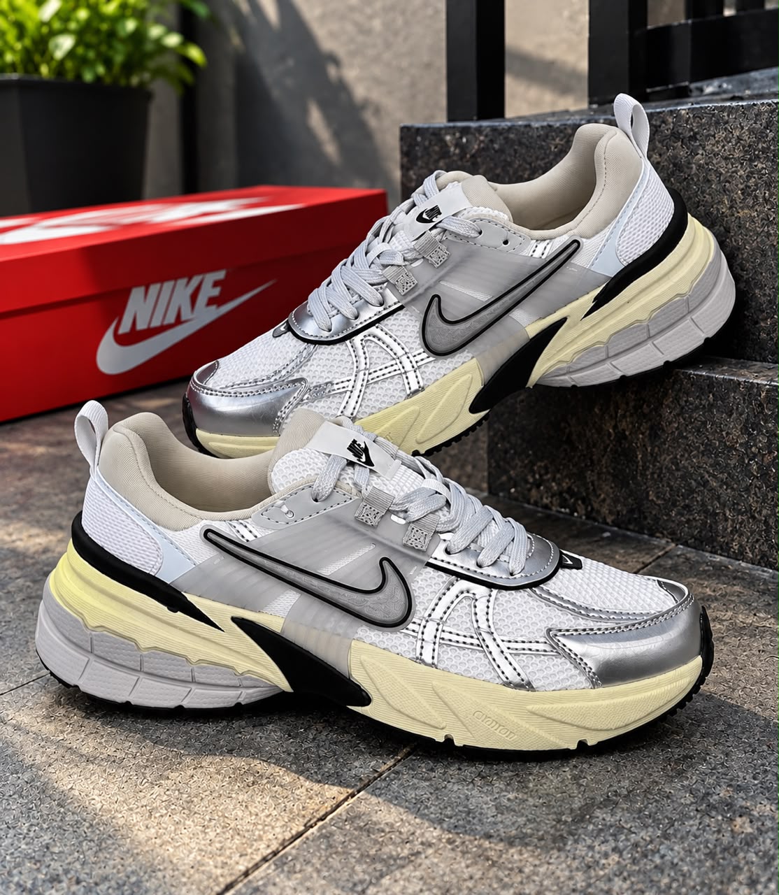 Nike V2K Run Summit White sneakers