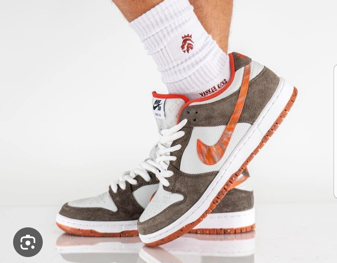 Nike SB Dunk Low "Golden Hour"