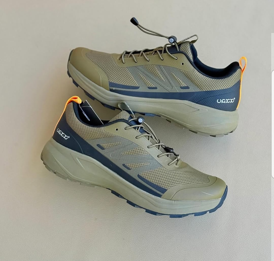 Ecco Trail silhouettes