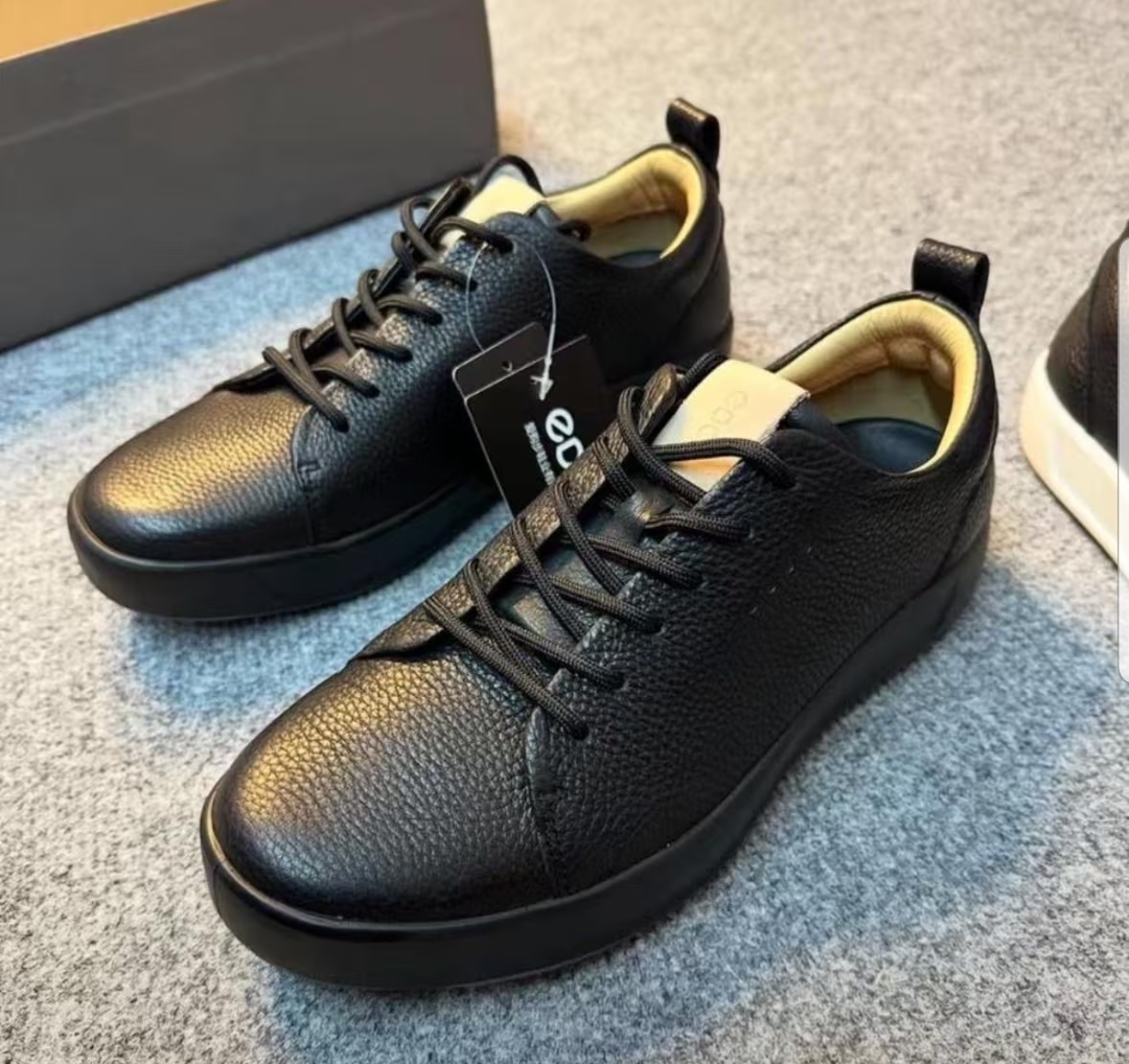 ECCO leather casual sneakers BLACK